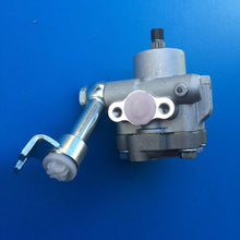 Load image into Gallery viewer, Nissan Murano Z50 2005 - 2007 Power Steering Pump New!! NSP1010