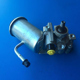 New Power Steering Pump Suitable For Toyota Hilux VZN Petrol V6 02-06  New!! TO023