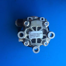 Load image into Gallery viewer, New Power Steering Pump Suitable For Toyota Corolla ZZE122 01-07 New!! TO030