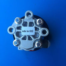 Load image into Gallery viewer, New Power Steering Pump Suitable For Toyota Landcruiser UZJ200 V8 07-ON New!! TO032