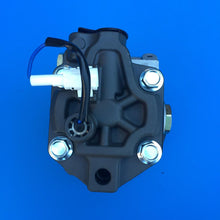 Load image into Gallery viewer, Subaru Forester XT H4 2.5L Turbo 03-08 Steering Pump OEM 34430SA000 New! SBP1010