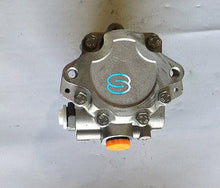 Load image into Gallery viewer, VW Transporter T4 91-96 Power Steering Pump OEM 044145157A  Brand New!! VWP 5010
